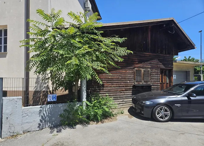 R * リュブリャナ